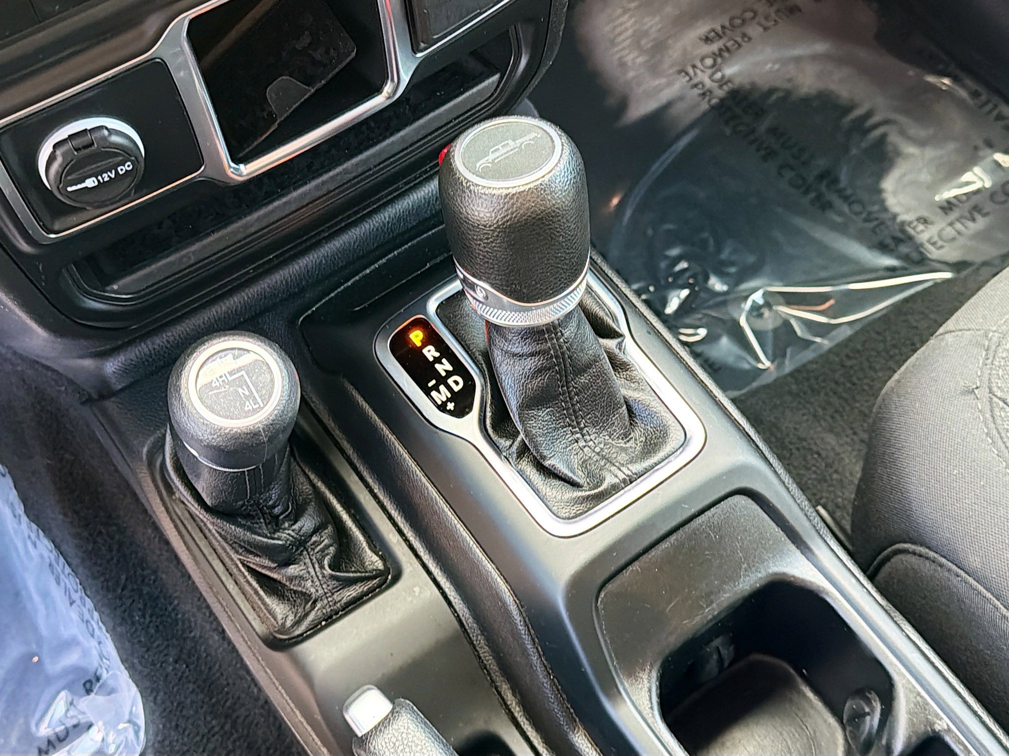 Used 2022 Jeep Gladiator Sport image 28