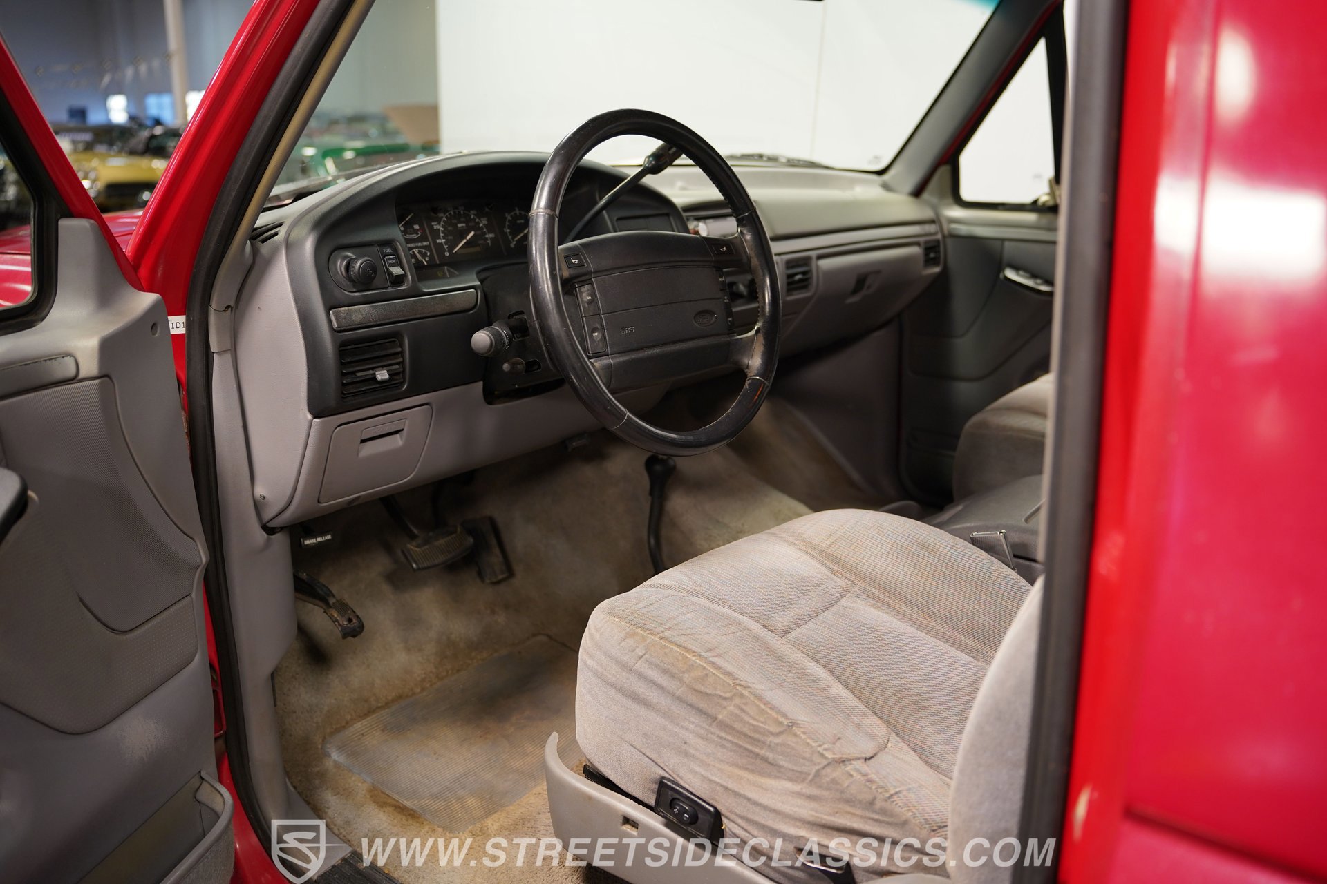 Used 1994 Ford F150 XLT image 4