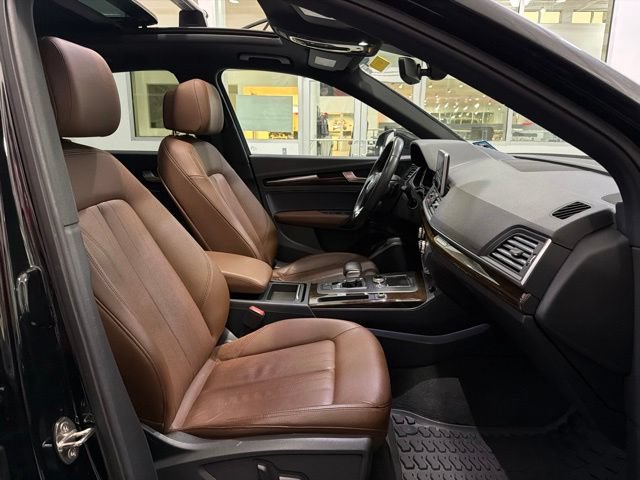 Used 2018 Audi Q5 2.0T Premium Plus AWD/4WD image 14