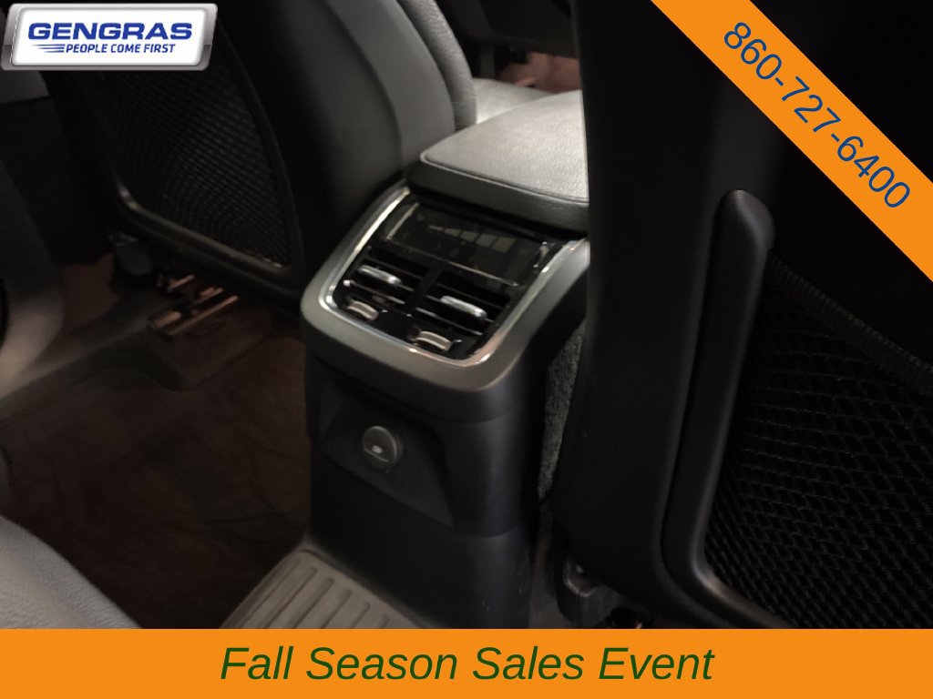 Used 2022 Volvo XC90 T8 Inscription Expression w/ Advanced Package AWD/4WD image 38