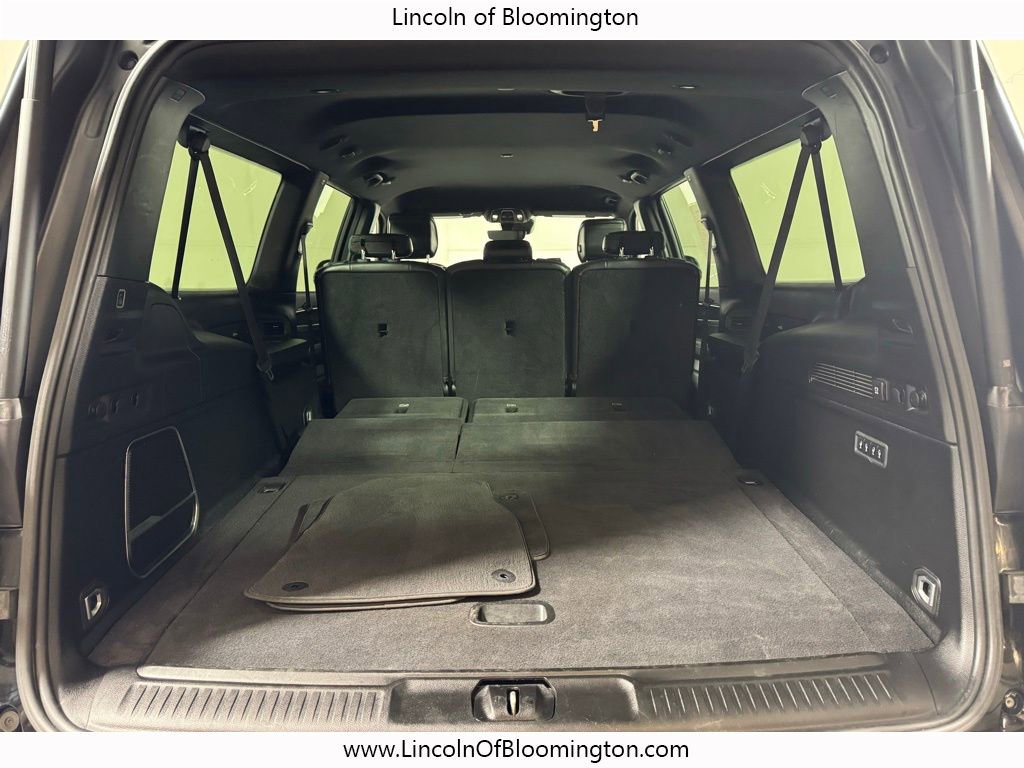 Used 2024 Jeep Wagoneer L Series II w/ Flexible Seating Group image 29