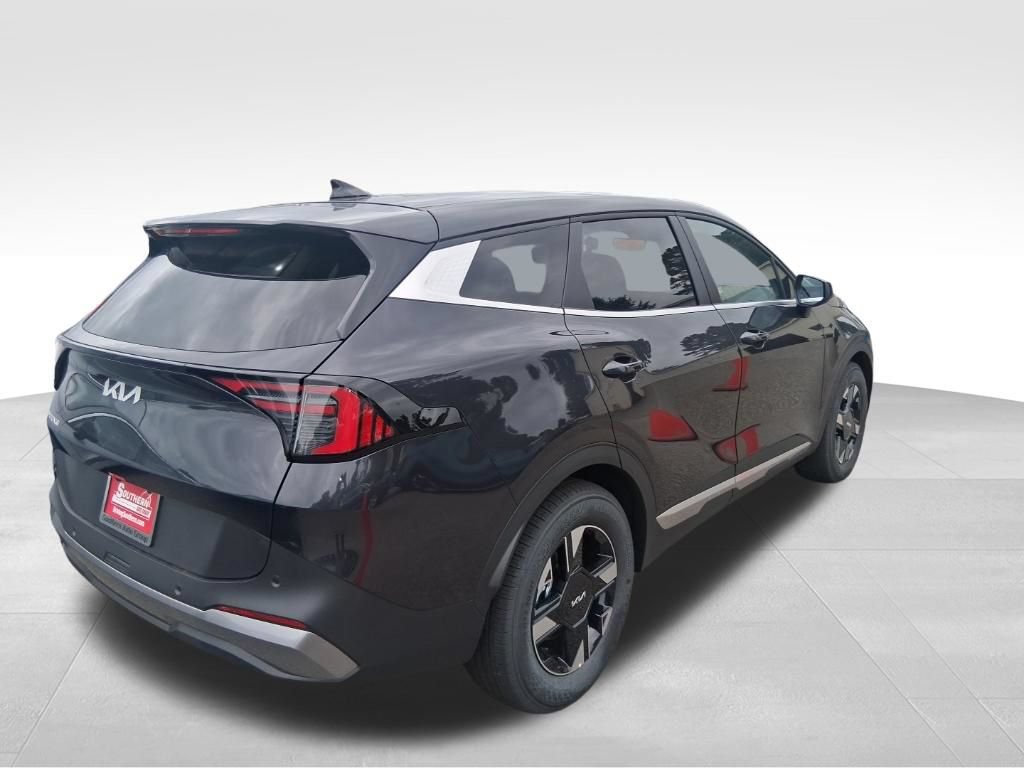 Certified 2026 Kia Sportage LX FWD image 14