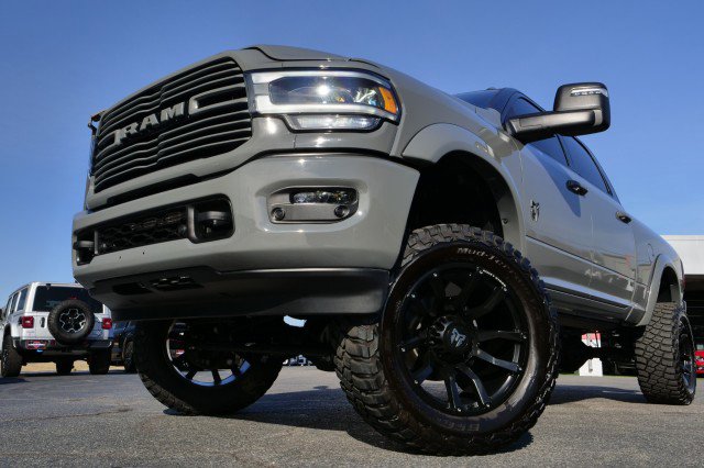 Used 2024 RAM 3500 Laramie w/ Night Edition image 63