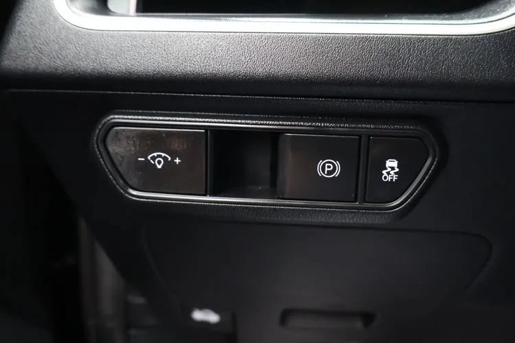 Used 2025 Kia K4 FWD image 21
