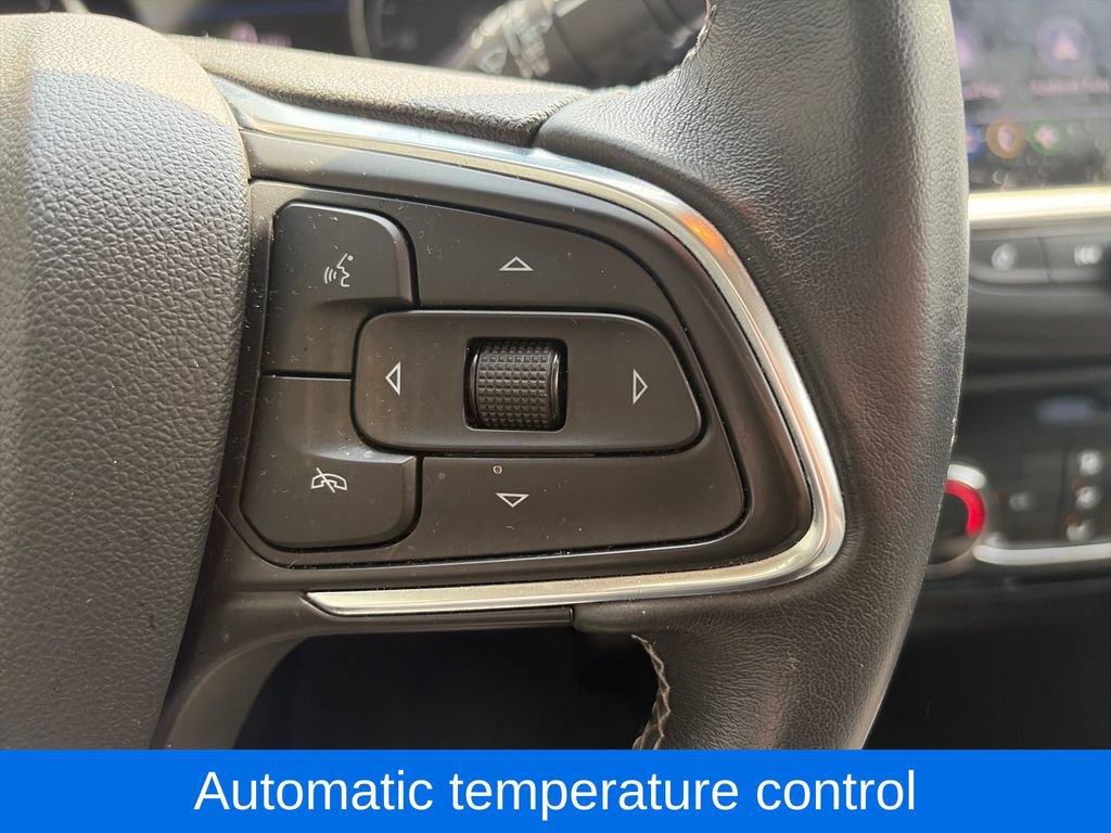 Used 2023 Buick Encore GX Preferred w/ Cold Weather Comfort Package FWD image 13