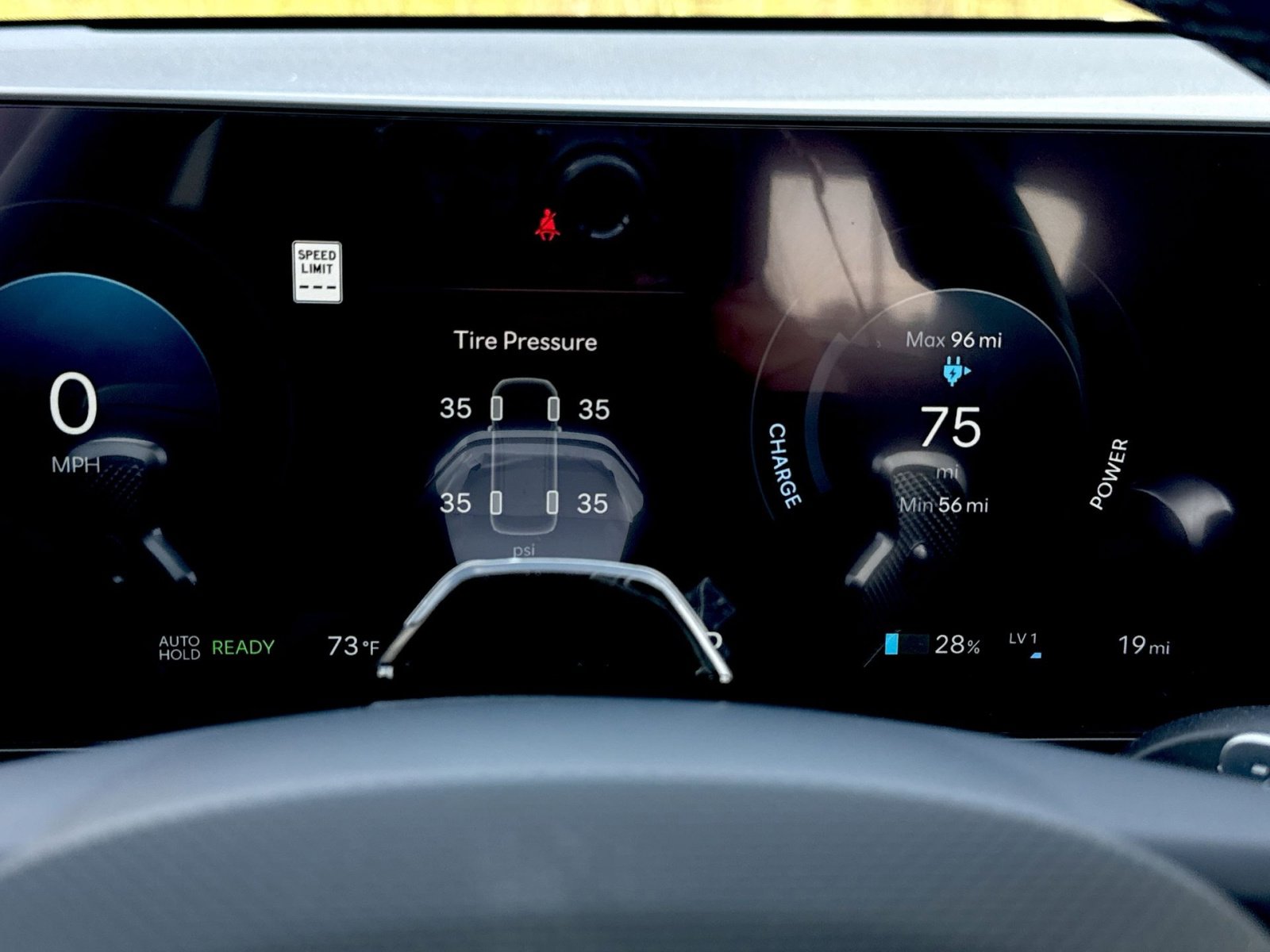 New 2025 Hyundai Ioniq 5 SE image 17