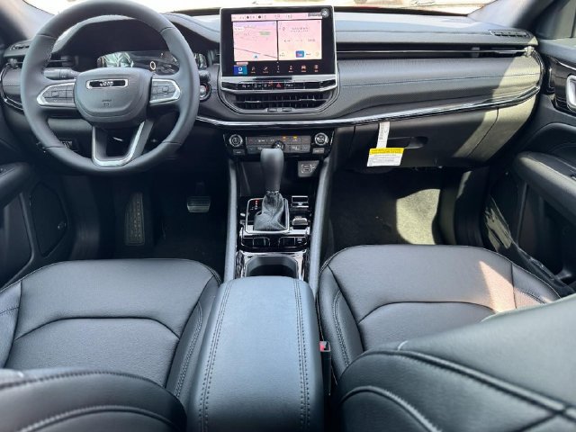 New 2026 Jeep Compass Limited w/ Sun, Sound & Navigation Group AWD/4WD image 12