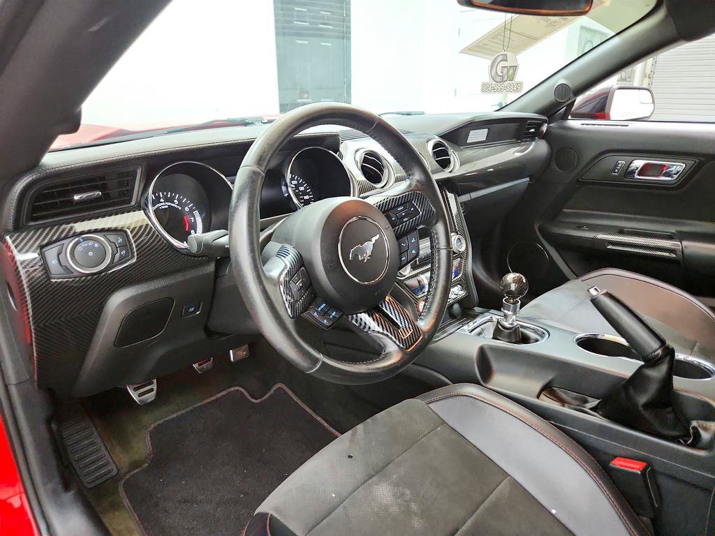 Used 2017 Ford Mustang GT Premium RWD image 13