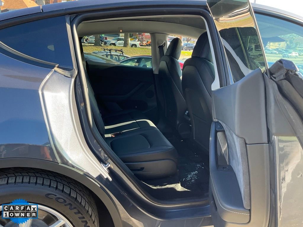Used 2023 Tesla Model Y Long Range image 55
