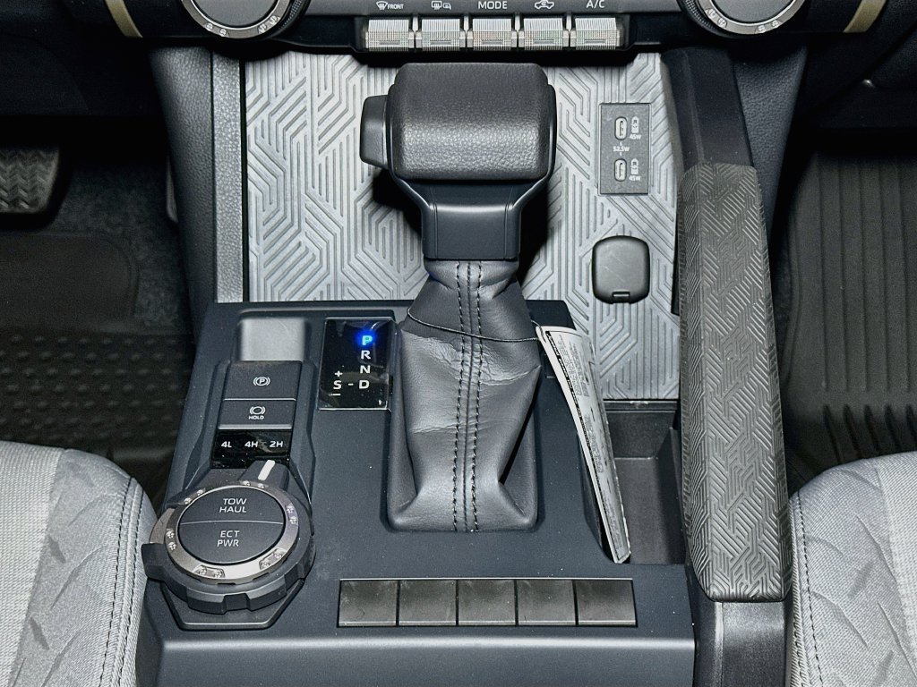 New 2026 Toyota Tacoma SR5 AWD/4WD image 12