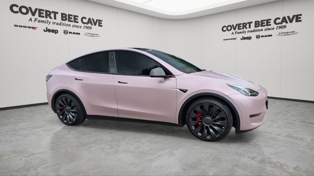 Used 2025 Tesla Model Y Performance image 12