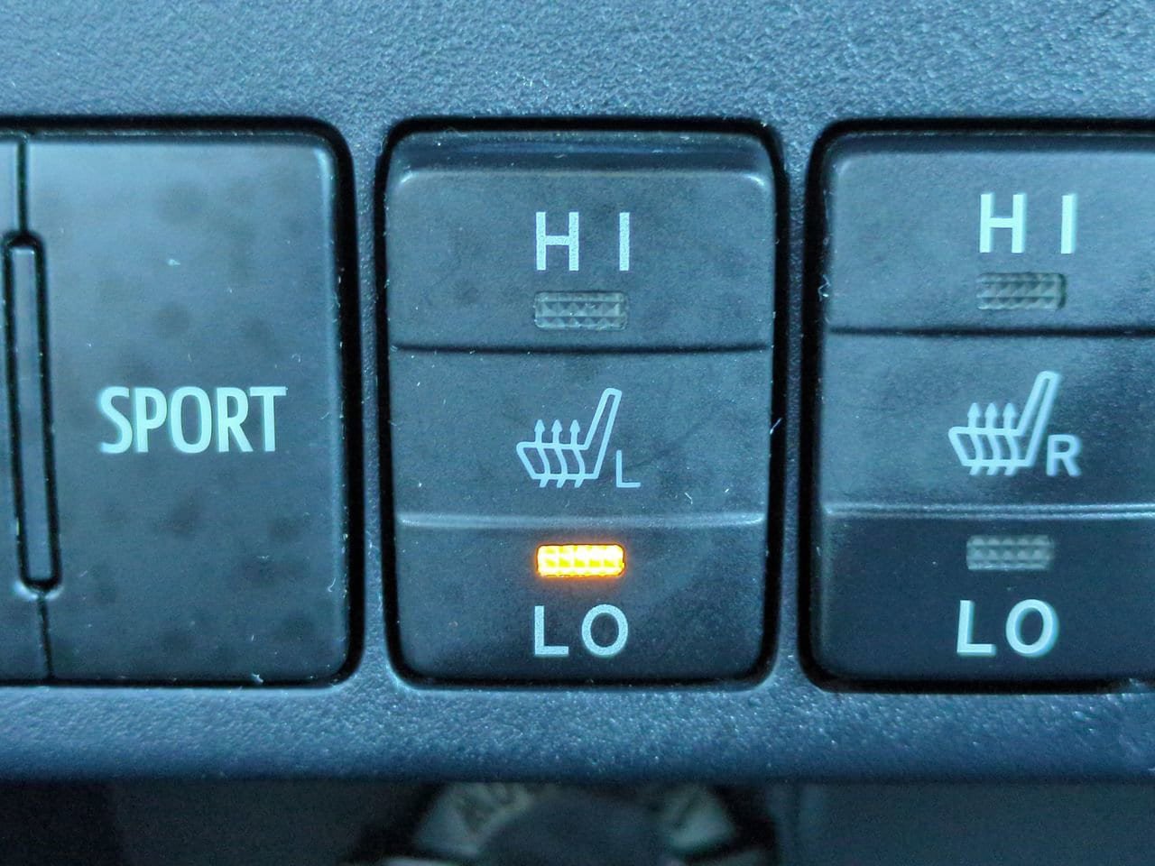 Used 2015 Toyota RAV4 Limited w/ Outdoor Package AWD/4WD image 23