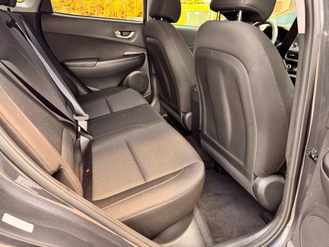 Used 2022 Hyundai Kona SEL w/ Convenience Package FWD image 13