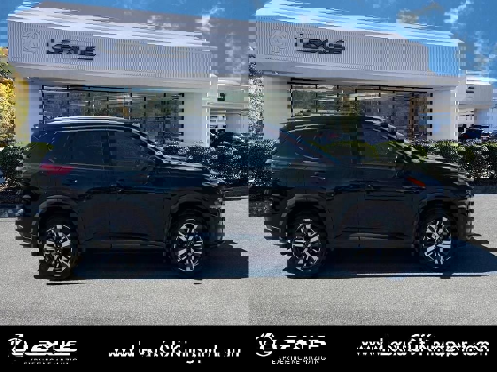 Used 2024 Nissan Rogue SL image 6