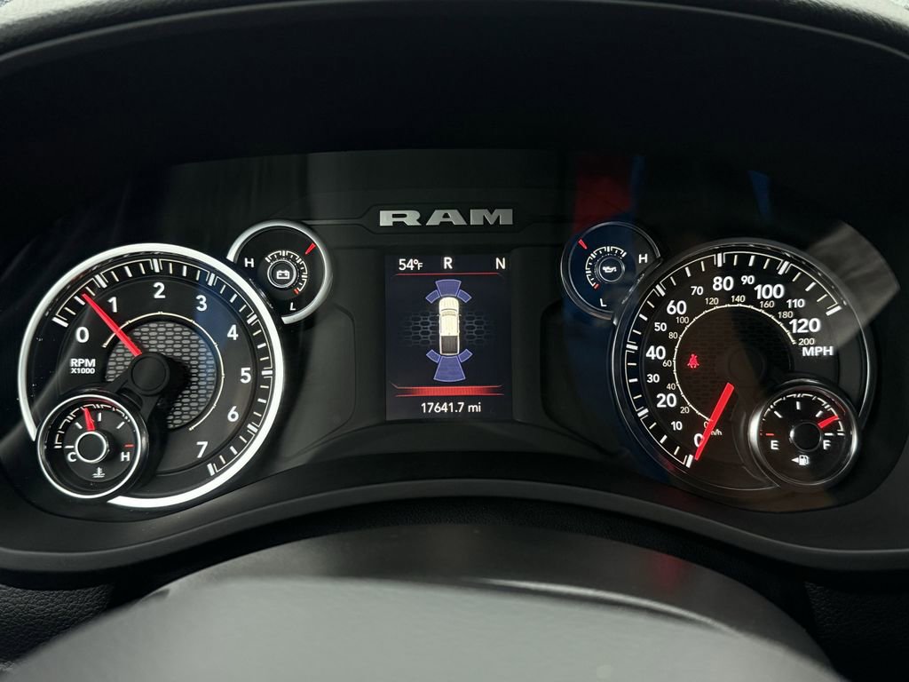 Used 2024 RAM 2500 Big Horn w/ Sport Appearance Package image 24