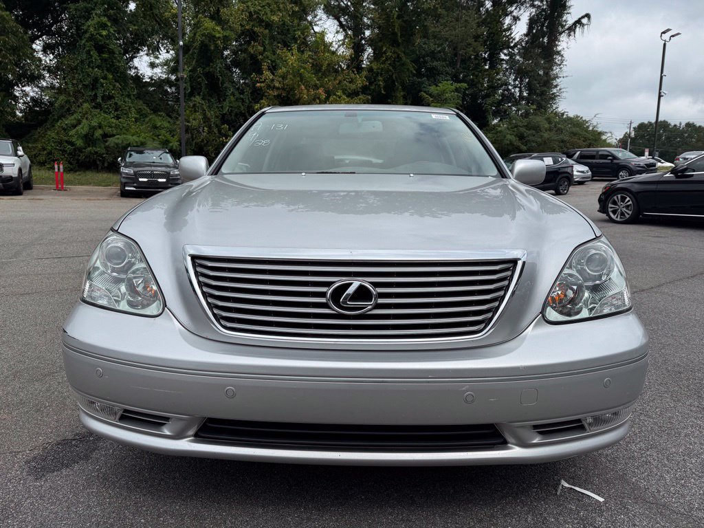 Used 2005 Lexus LS 430 w/ Premium Pkg RWD image 3