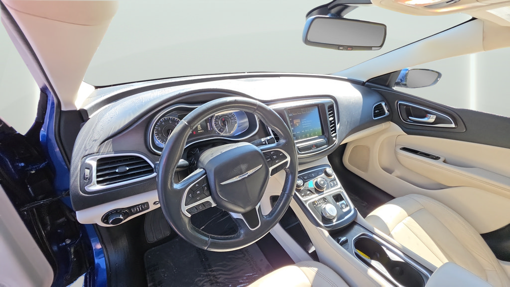 Used 2017 Chrysler 200 Limited Platinum FWD image 20