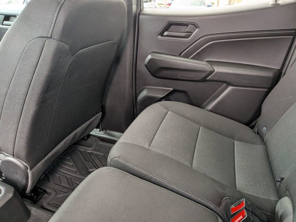Used 2024 Chevrolet Colorado W/T image 29