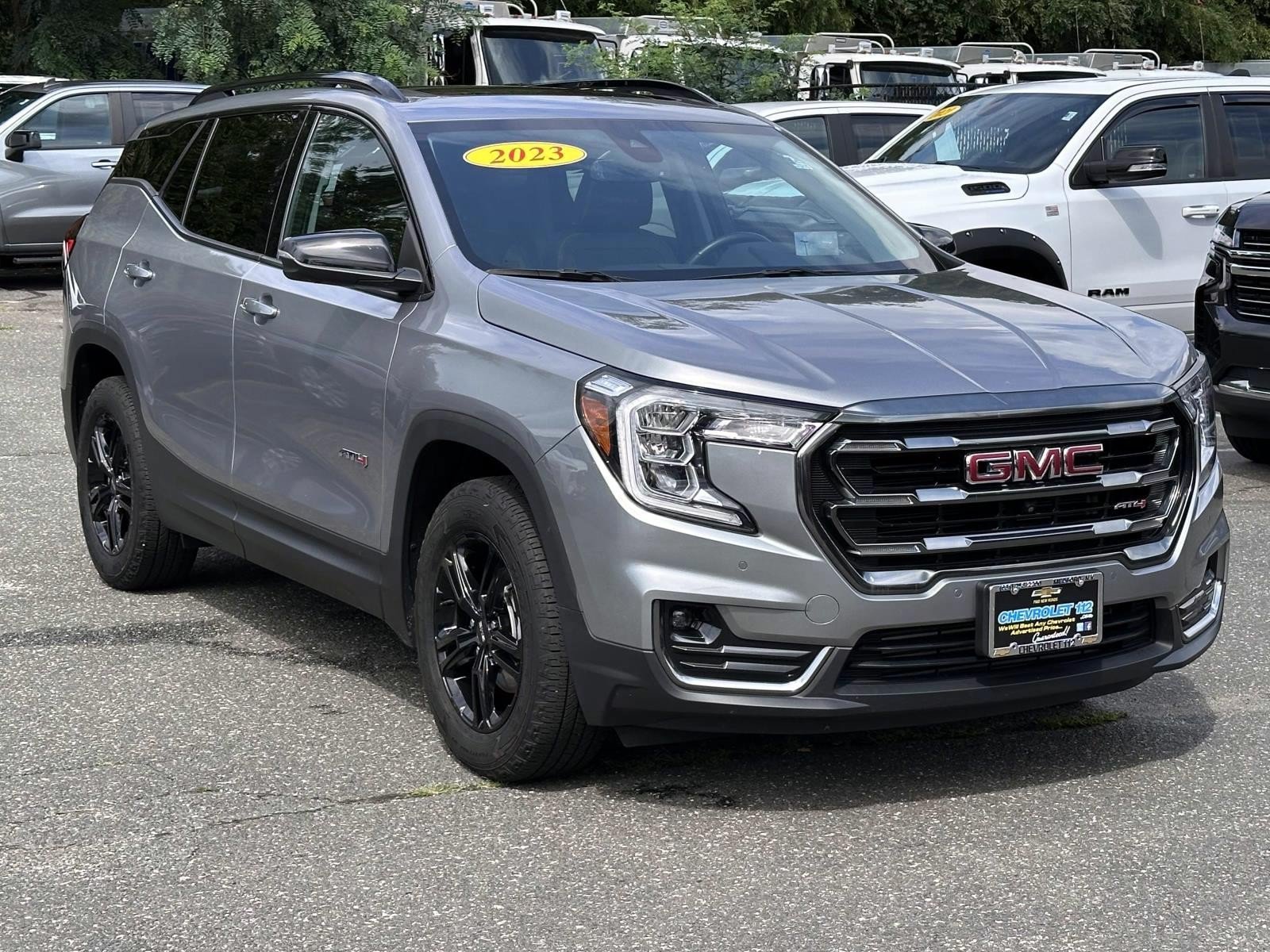Used 2023 GMC Terrain AT4 w/ Infotainment Package II AWD/4WD image 5