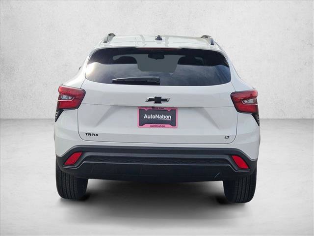 New 2026 Chevrolet Trax LT w/ Driver Confidence Package image 8