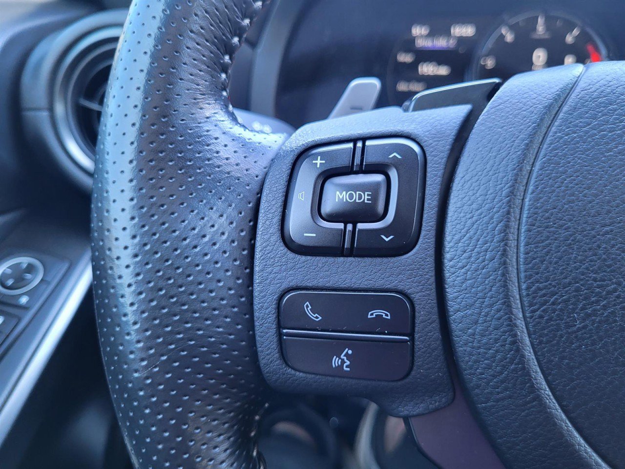 Used 2024 Lexus IS 350 F Sport image 21