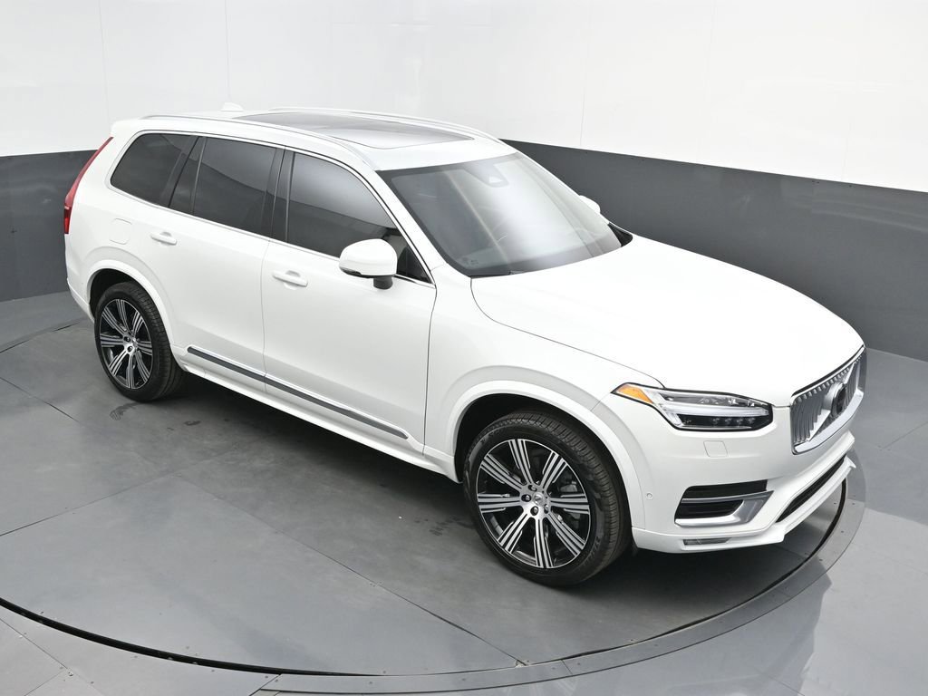 Certified 2025 Volvo XC90 B6 Ultra w/ Protection Package image 29