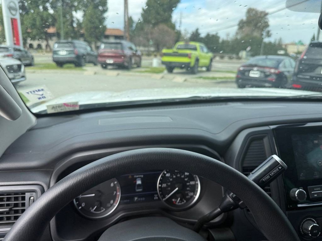 Used 2024 Nissan Titan SV w/ Accessory Utility Package image 27