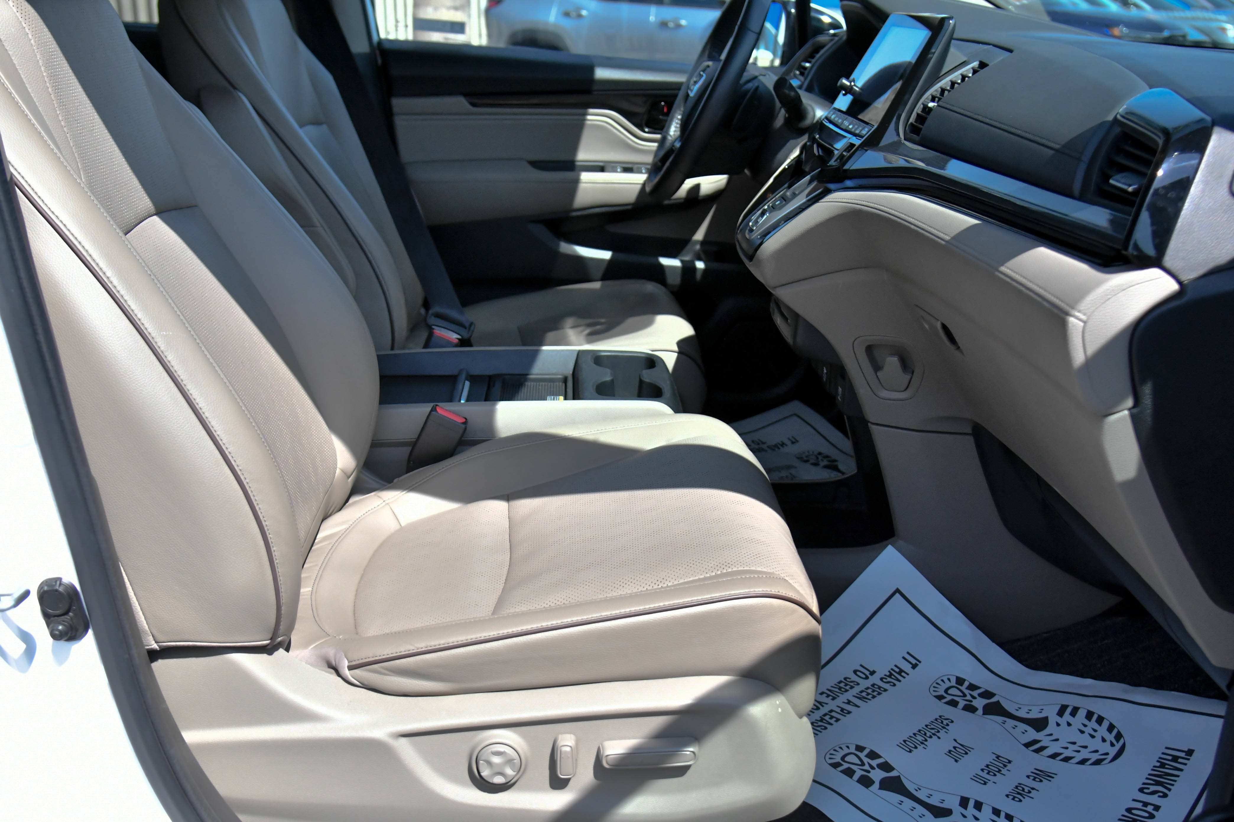 Used 2023 Honda Odyssey Elite image 57