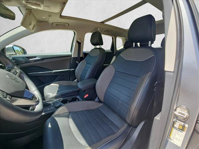 Used 2023 Volkswagen Taos SEL AWD/4WD image 11