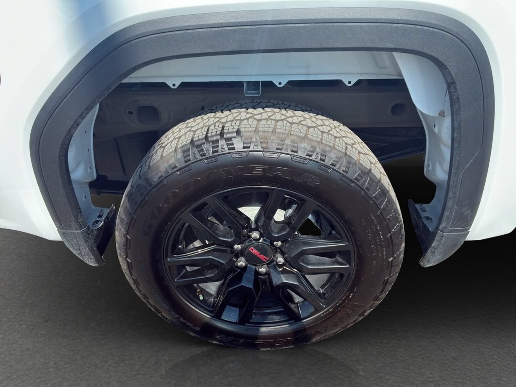 Used 2026 GMC Sierra 1500 Pro w/ Graphite Edition AWD/4WD image 14
