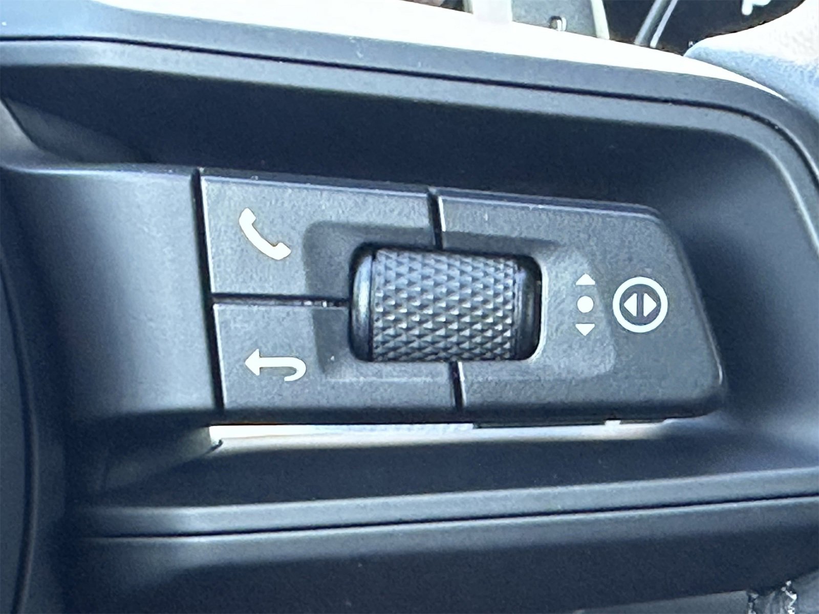 Certified 2024 Porsche Cayenne Coupe image 26