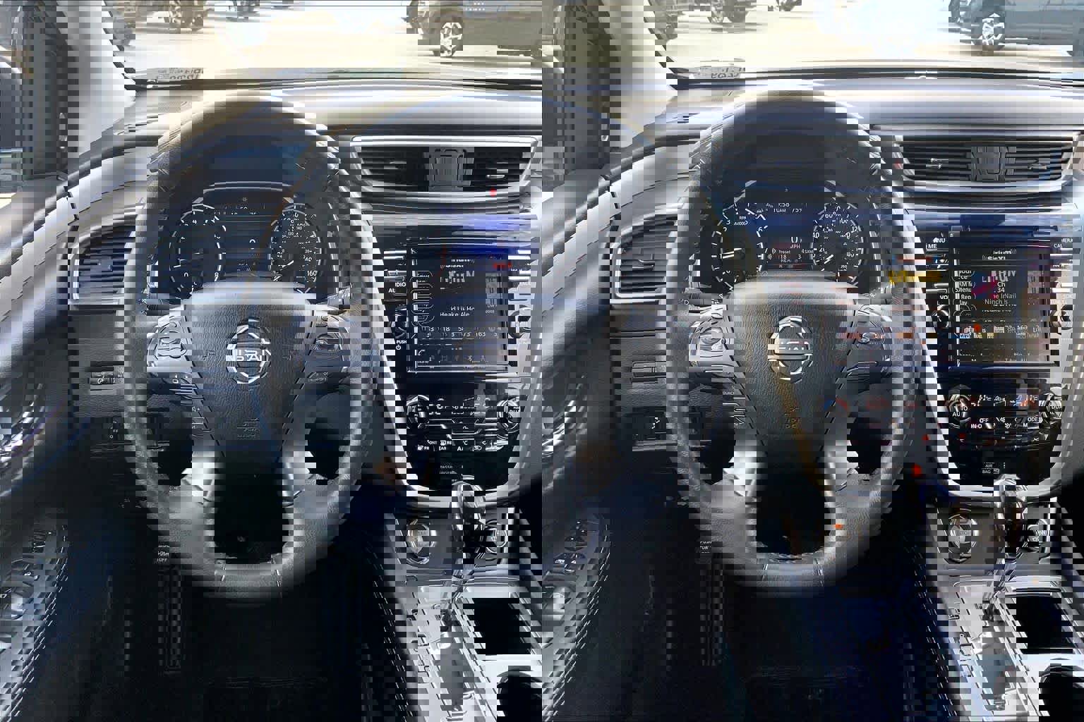 Used 2023 Nissan Murano SV image 5