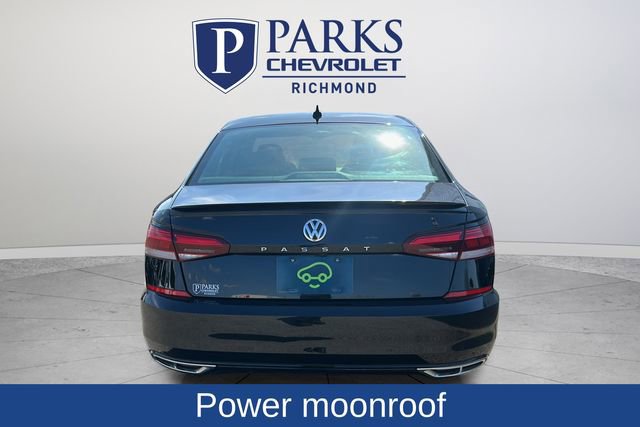 Used 2022 Volkswagen Passat 2.0T R-Line image 6