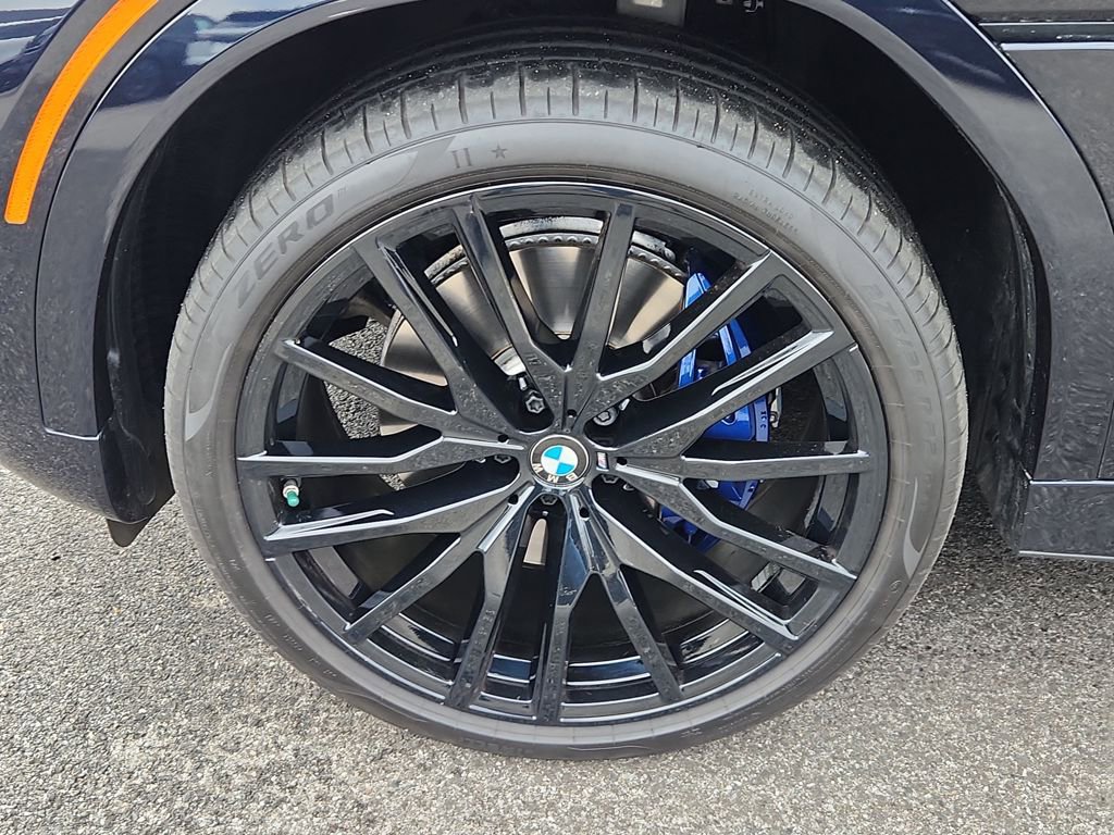 Used 2025 BMW X6 xDrive40i w/ Executive Package image 9