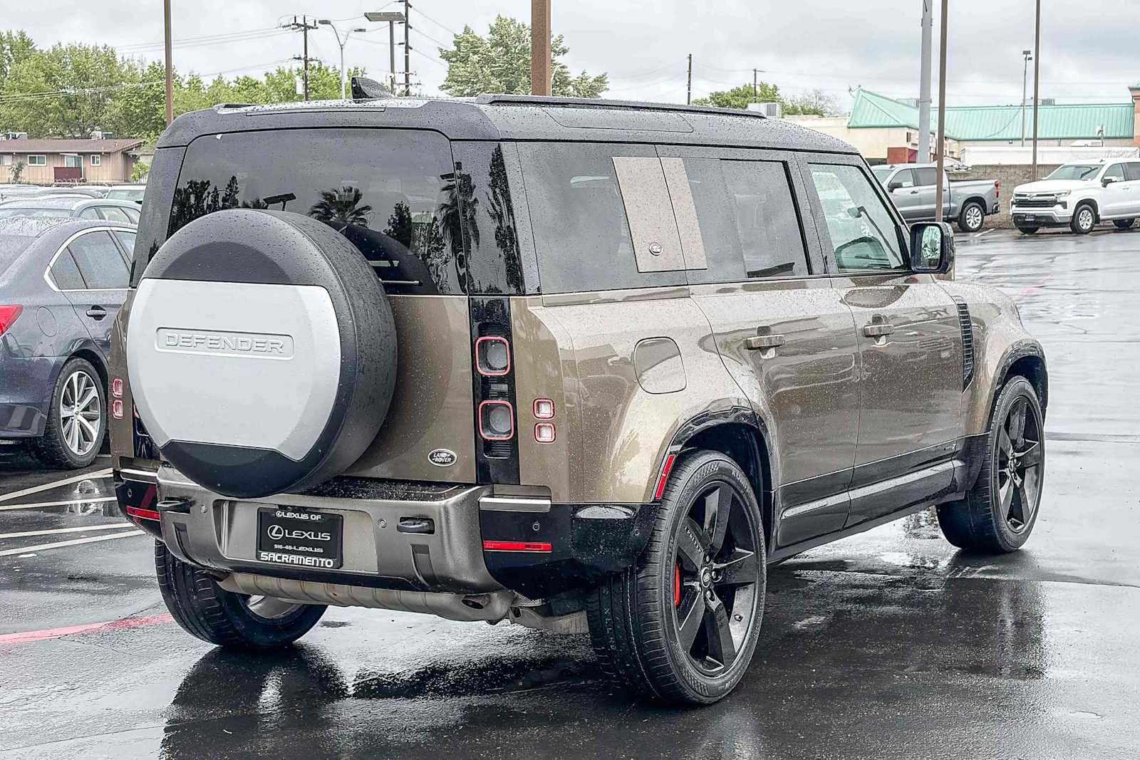 Used 2020 Land Rover Defender 110 X image 4