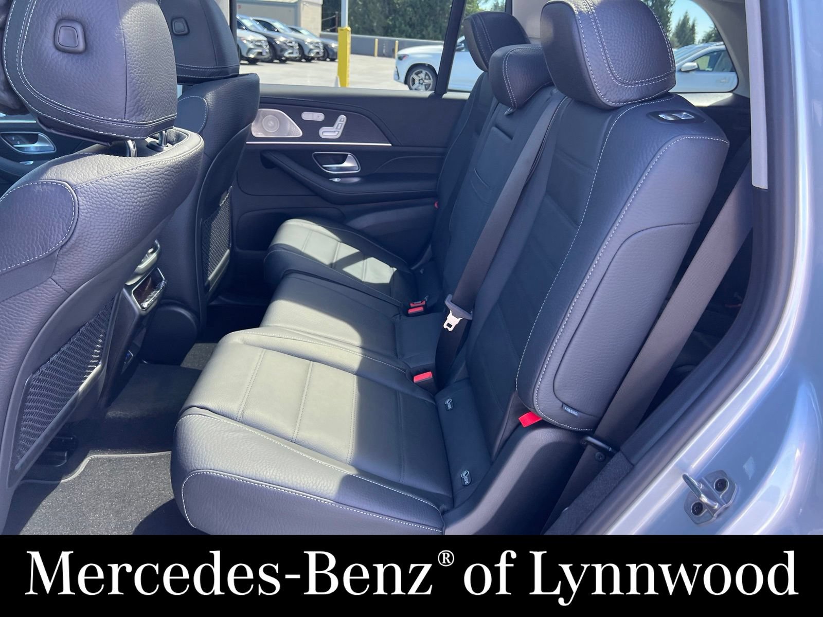 New 2026 Mercedes-Benz GLS 450 4MATIC image 17