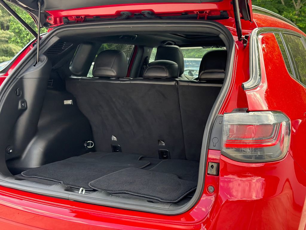 Used 2022 Jeep Compass Limited w/ (RED) Package AWD/4WD image 8