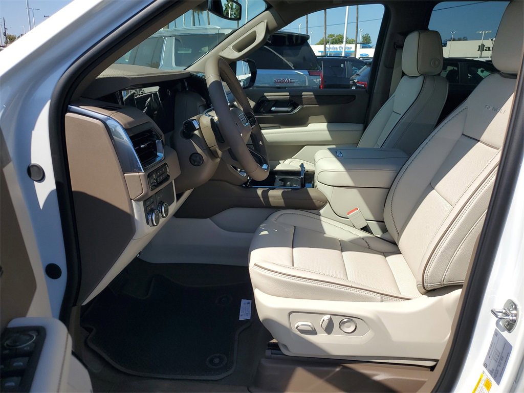 New 2026 GMC Yukon XL Denali image 13