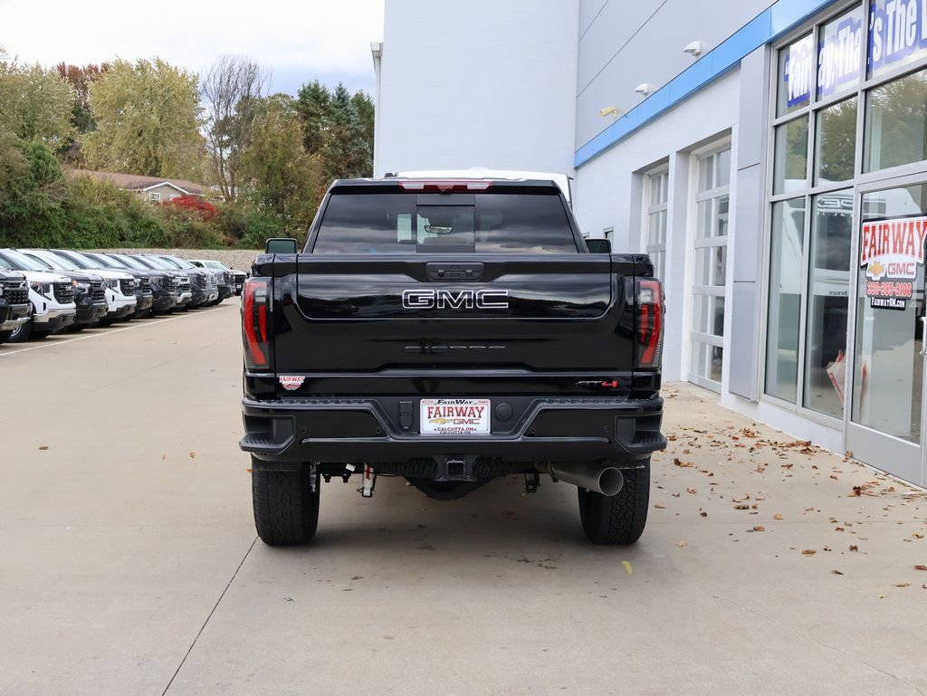 New 2026 GMC Sierra 3500 AT4 w/ AT4 Premium Plus Package AWD/4WD image 9