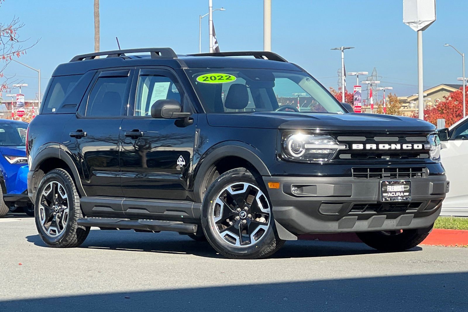 Used 2022 Ford Bronco Sport Outer Banks w/ Tech Package image 2