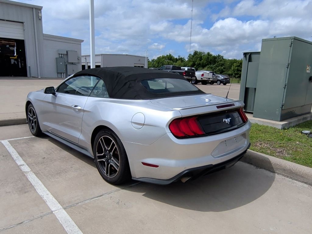Used 2019 Ford Mustang Premium RWD image 6