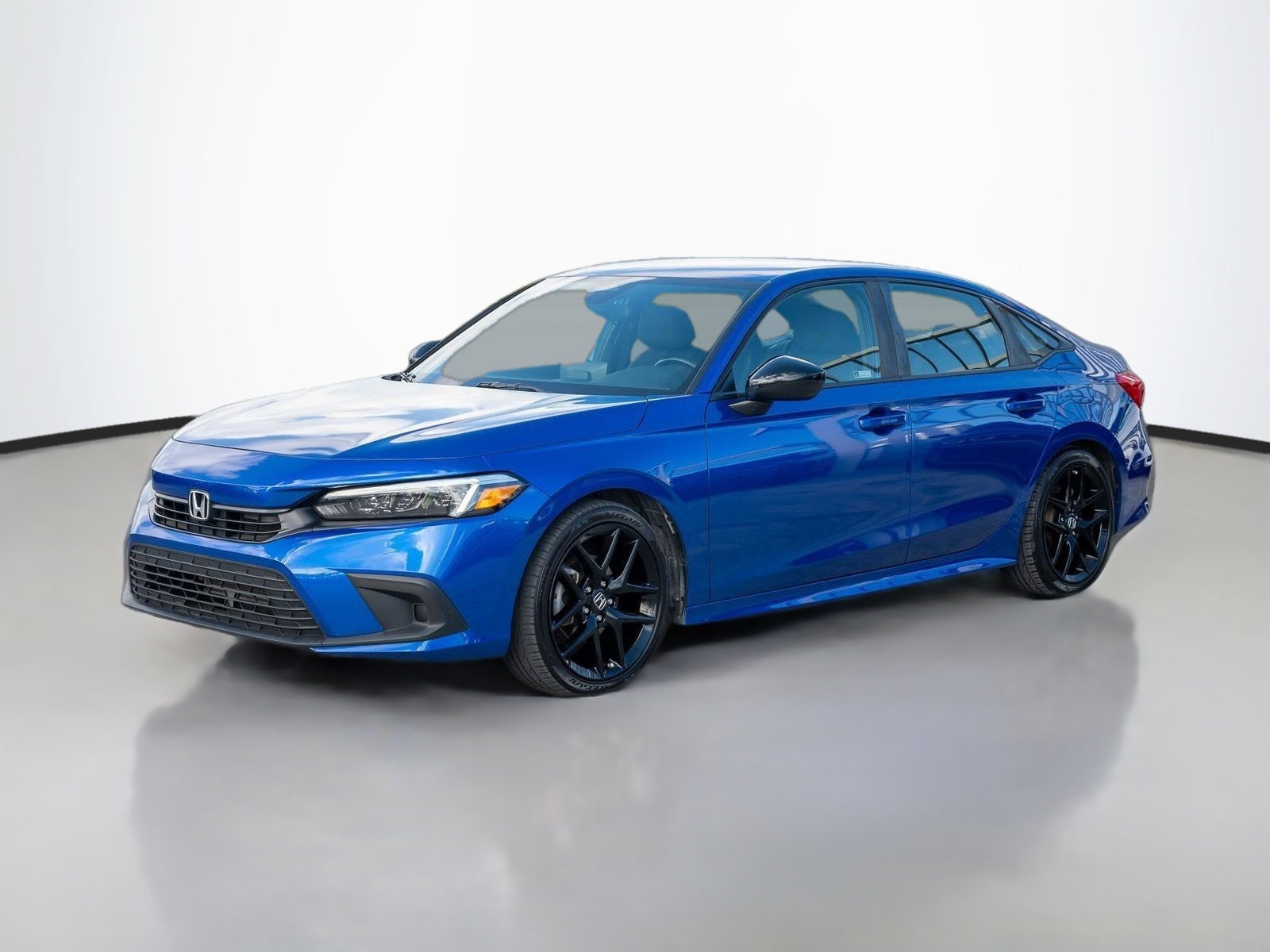 Used 2023 Honda Civic Sport image 3