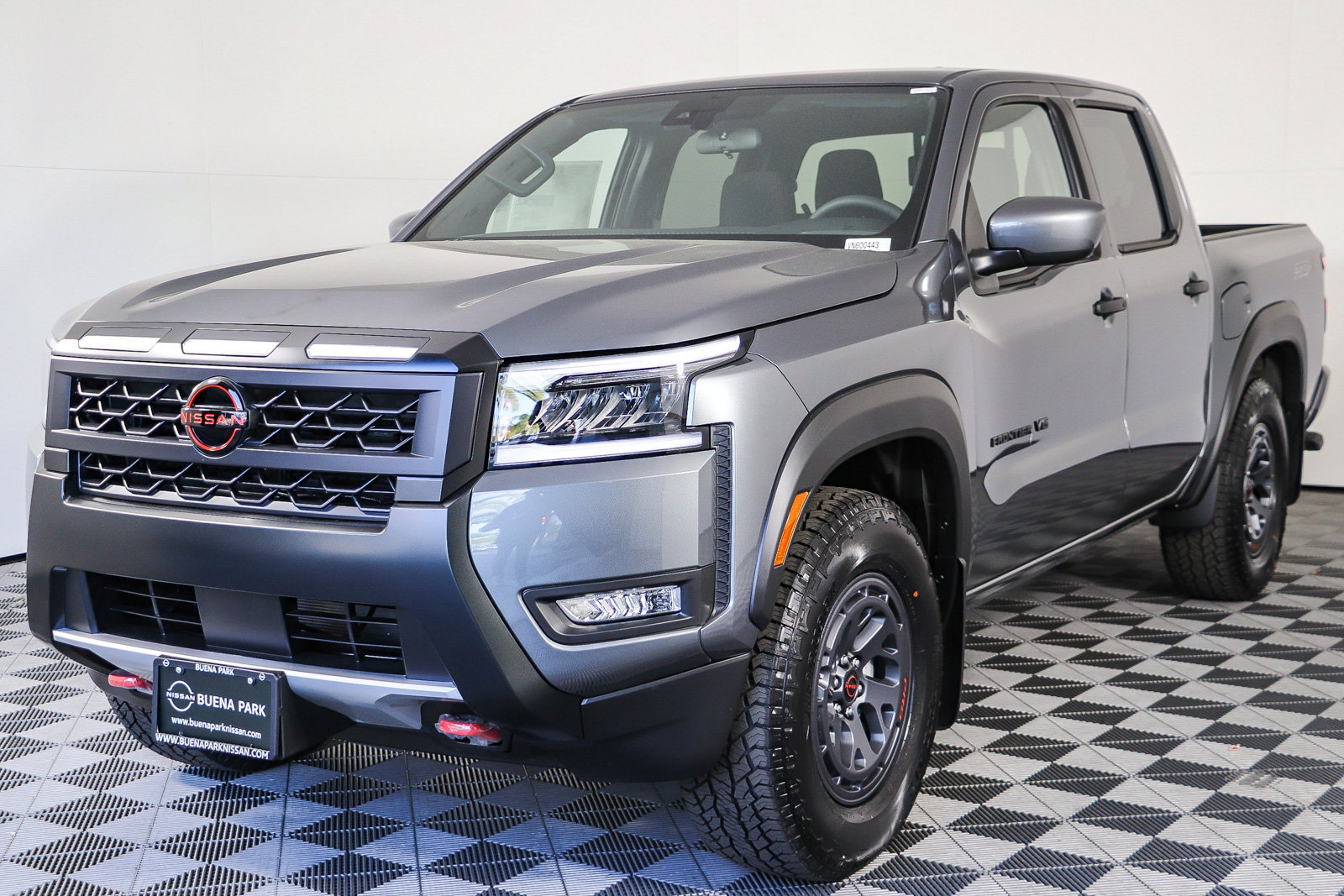 New 2027 Nissan Frontier Pro-X w/ Tow Package RWD image 3