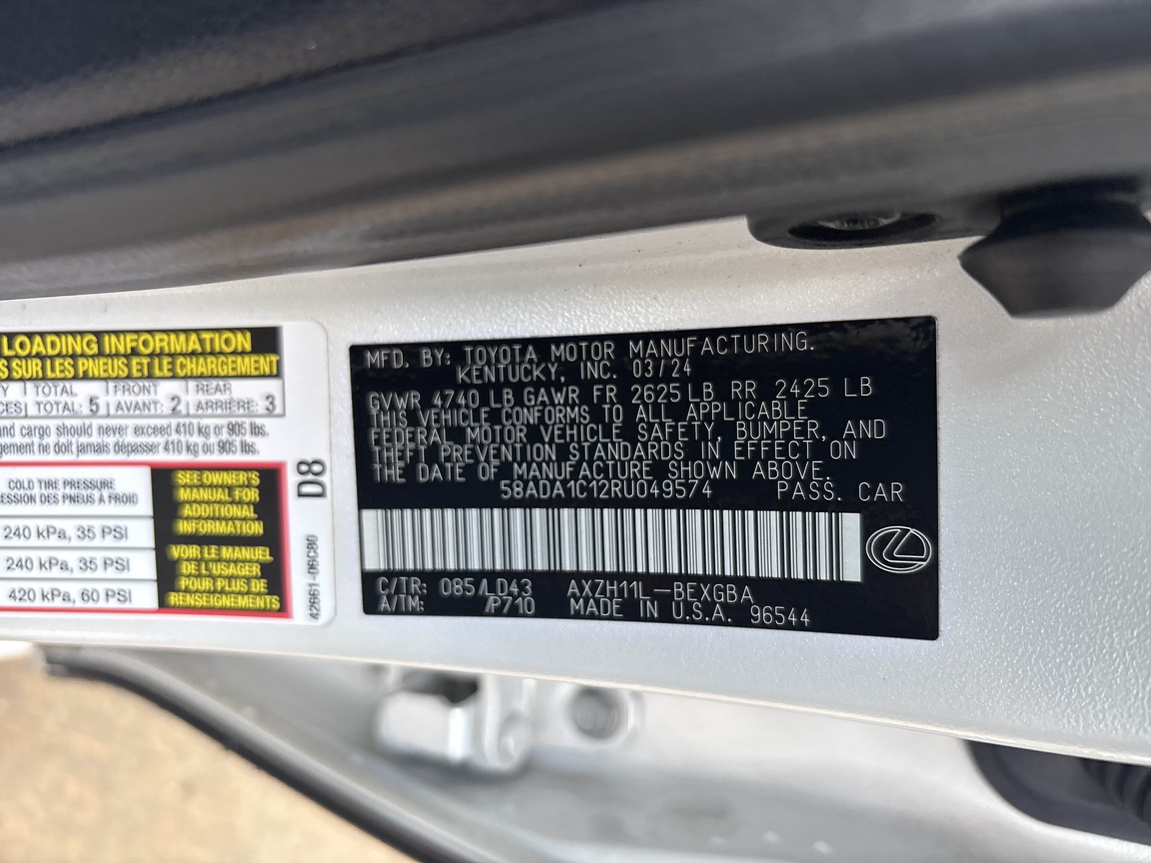 Used 2024 Lexus ES 300h w/ Premium Package FWD image 35