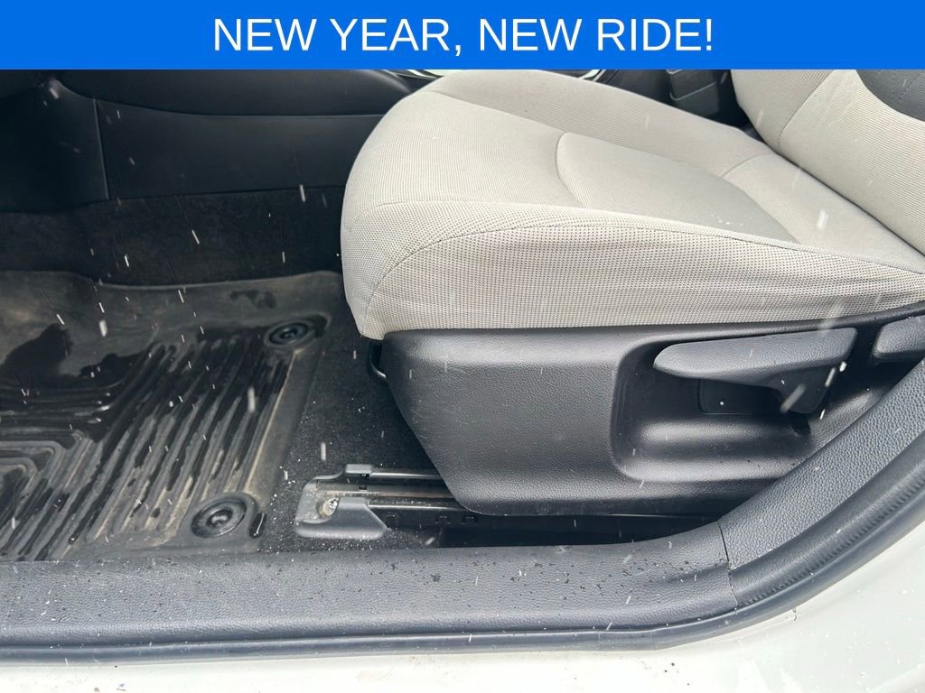 Used 2020 Toyota Corolla LE image 14