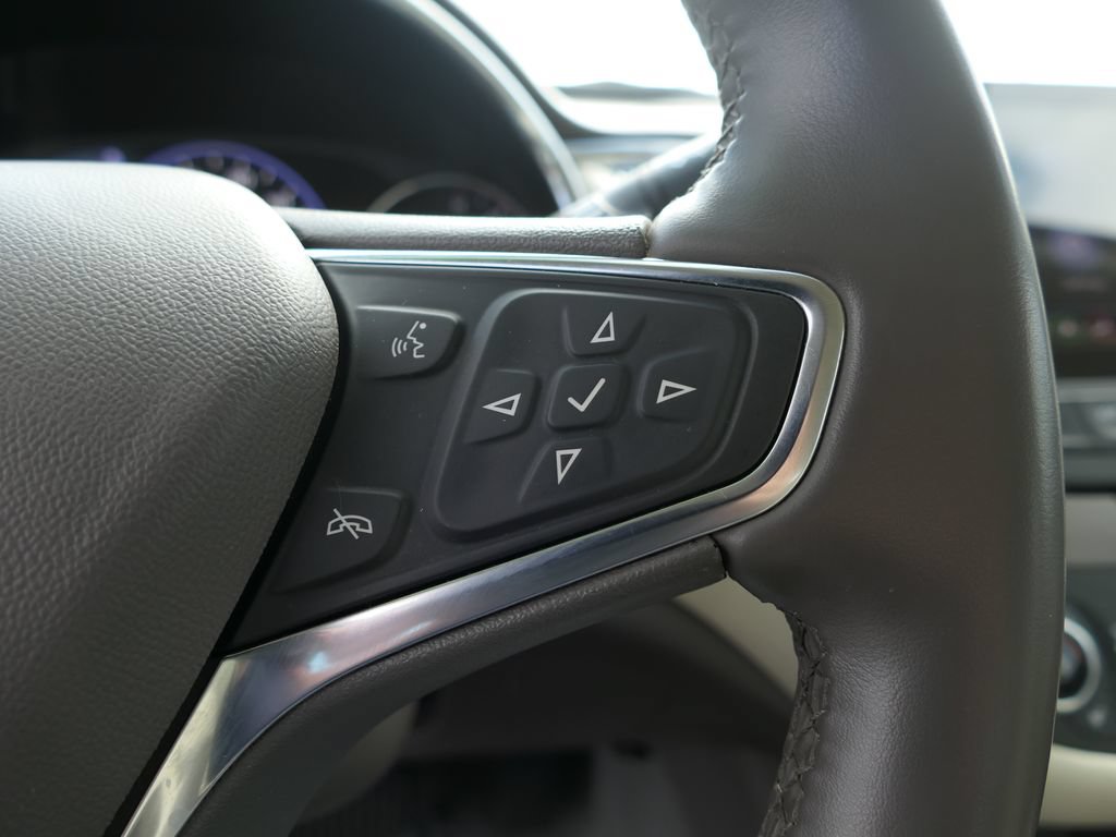 Used 2024 Chevrolet Malibu LT FWD image 14