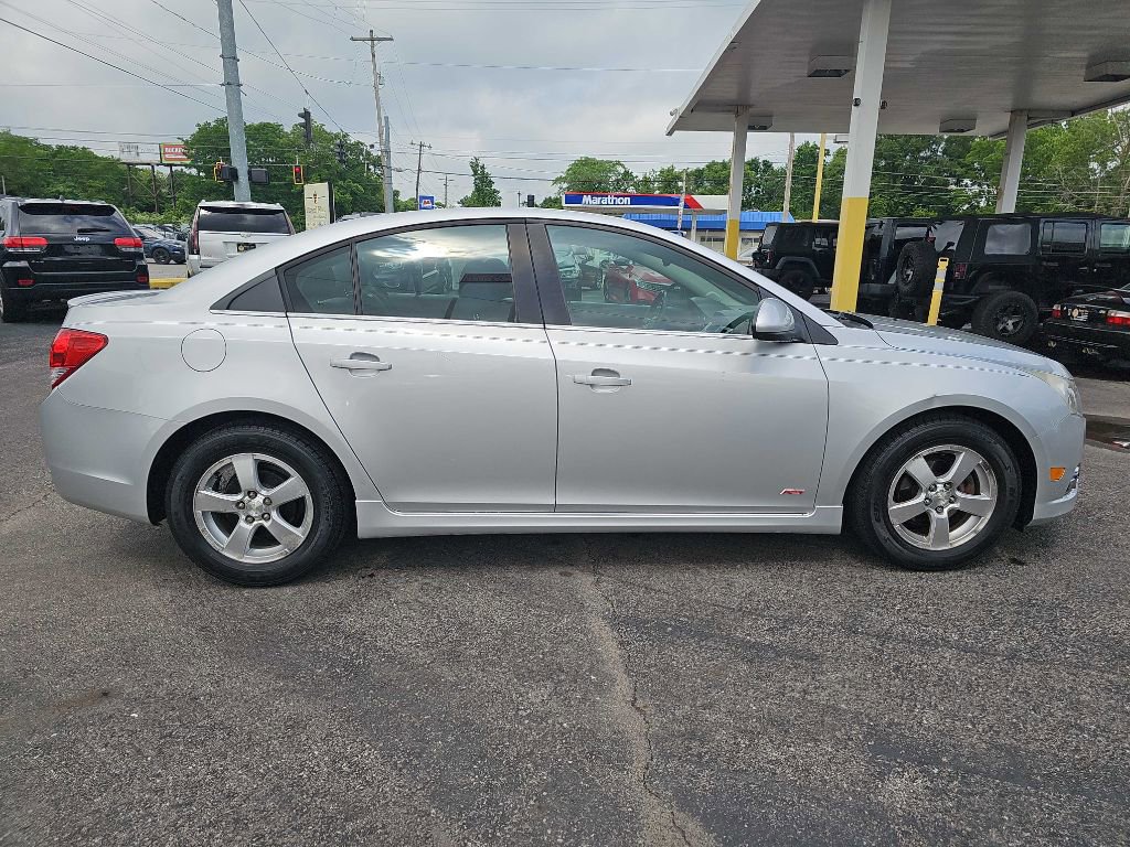 Used 2013 Chevrolet Cruze LT w/ RS Package image 19