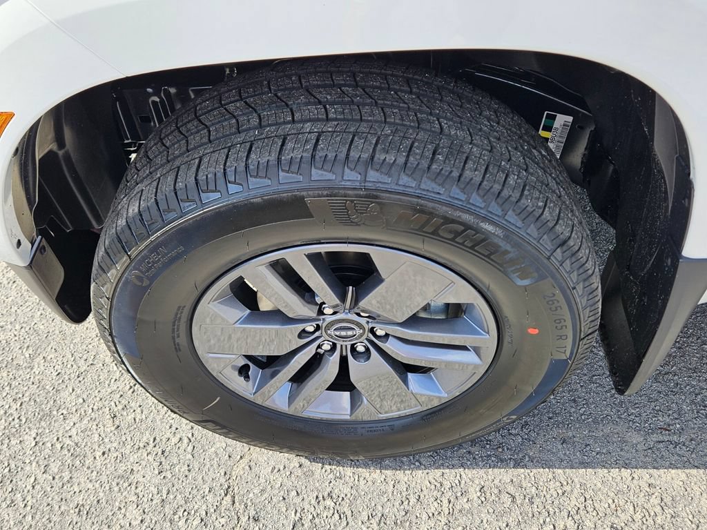 New 2026 Nissan Frontier SV w/ SV Convenience Package AWD/4WD image 17