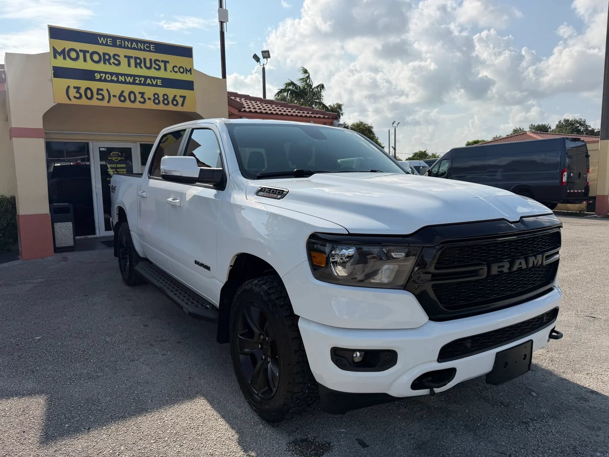 Used 2020 RAM 1500 Big Horn AWD/4WD image 8
