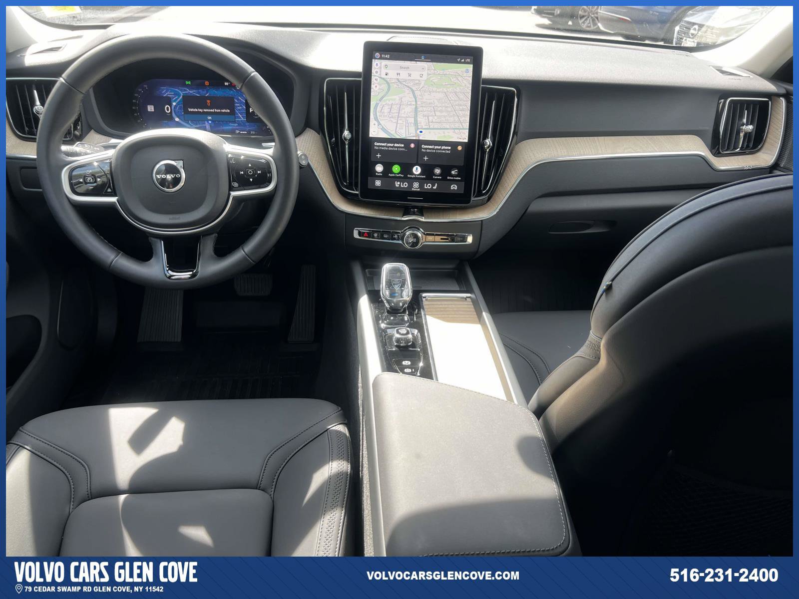 Used 2026 Volvo XC60 B5 Plus w/ Protection Package Premier AWD/4WD image 12